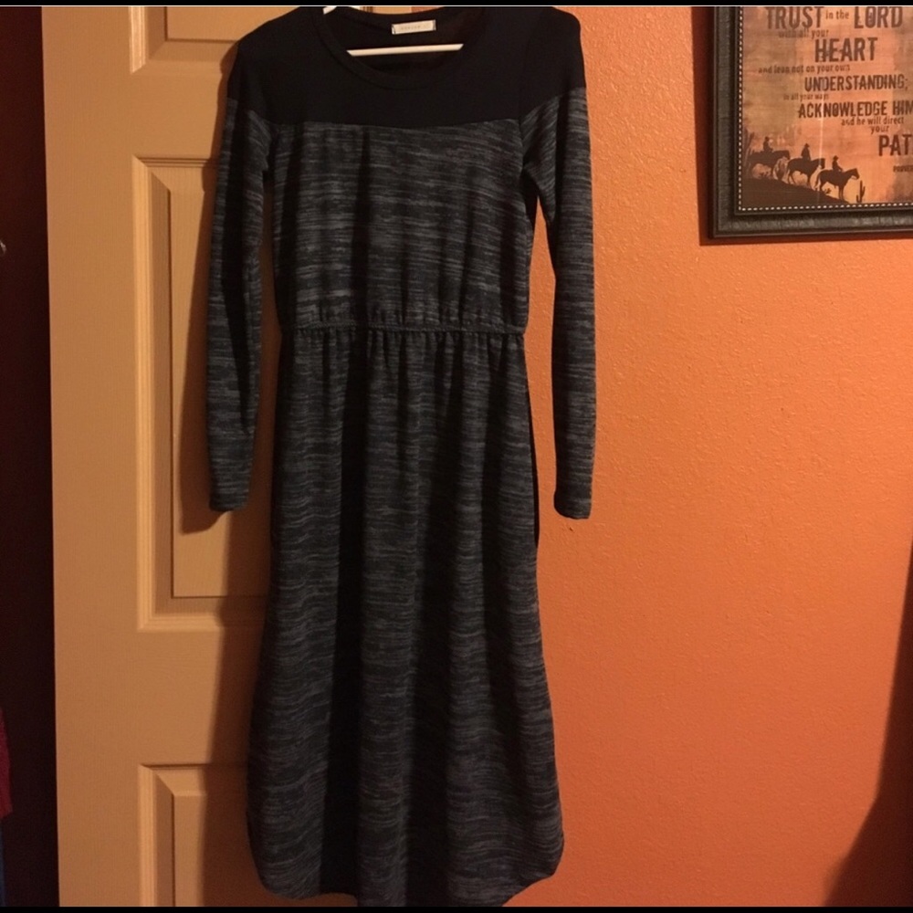 Blue midi dress